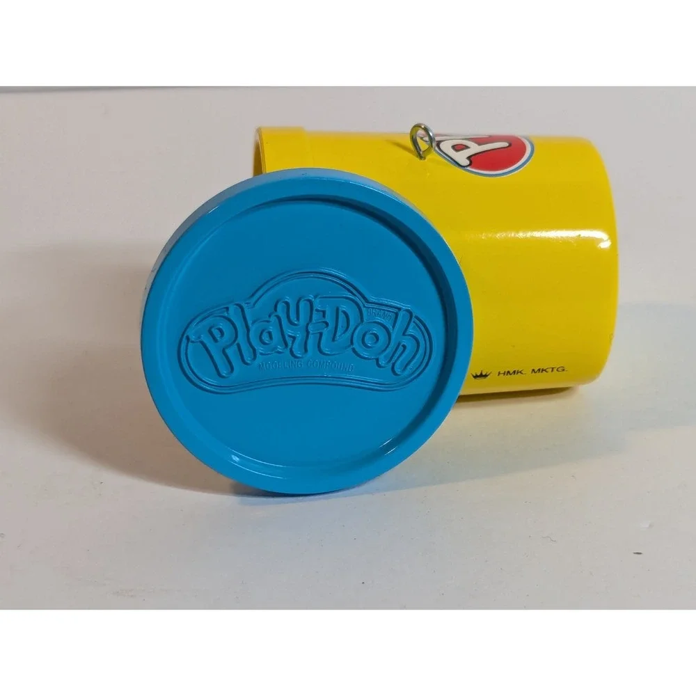 Hallmark 2021 Play-Doh Penguin DAMAGED BOX!!!‎